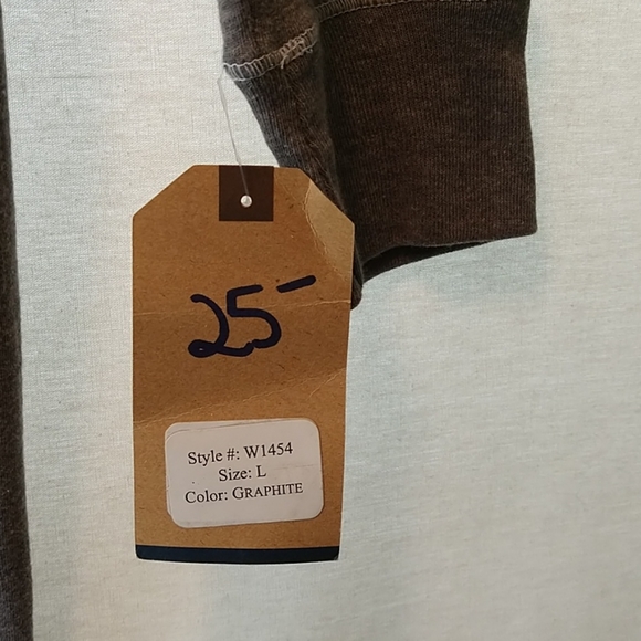 Shirt - Picture 5 of 8